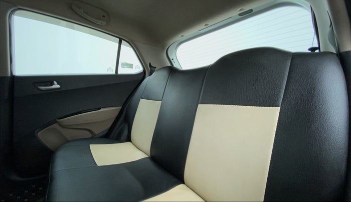 2015 Hyundai Grand i10 SPORTZ 1.2 KAPPA VTVT, Petrol, Manual, 50,242 km, Right Side Rear Door Cabin