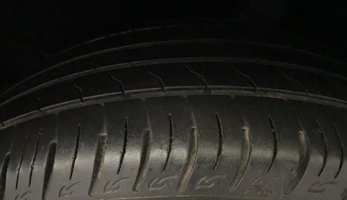 2021 Ford Ecosport TITANIUM + SE 1.5L DIESEL, Diesel, Manual, 50,264 km, Left Rear Tyre Tread