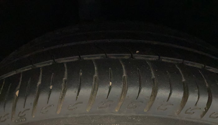 2021 Ford Ecosport TITANIUM + SE 1.5L DIESEL, Diesel, Manual, 50,264 km, Right Rear Tyre Tread