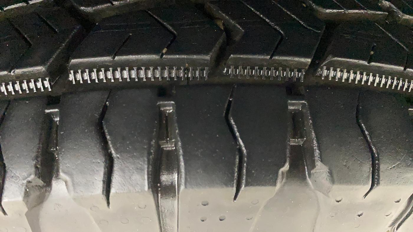 2019 Tata Harrier XM 2.0L KRYOTEC, Diesel, Manual, 47,377 km, Left Rear Tyre Tread