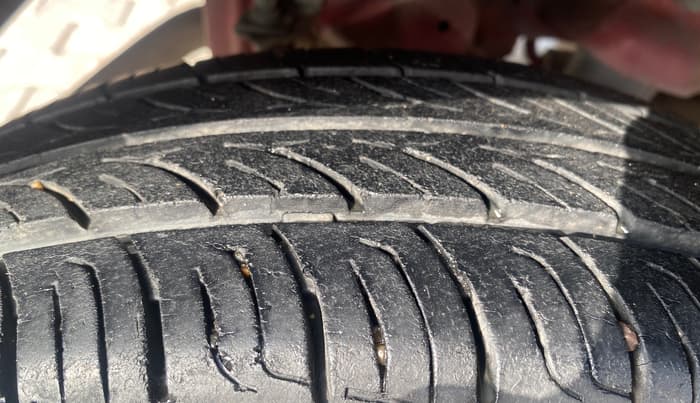 2013 Hyundai Eon ERA +, Petrol, Manual, 81,177 km, Right Rear Tyre Tread