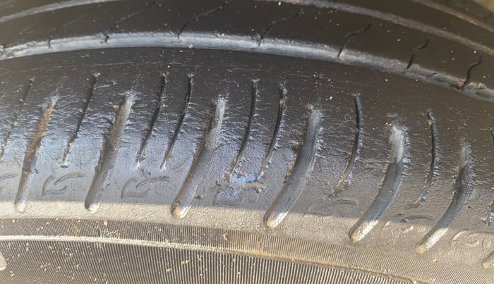 2021 KIA SONET GTX PLUS 1.0 IMT, Petrol, Manual, 39,645 km, Left Front Tyre Tread