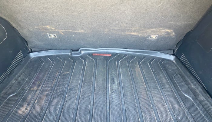 2021 KIA SONET GTX PLUS 1.0 IMT, Petrol, Manual, 39,645 km, Boot Inside