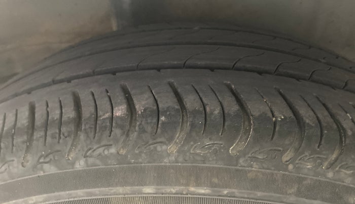 2022 Honda Amaze 1.2L I-VTEC VX, Petrol, Manual, 13,455 km, Right Rear Tyre Tread