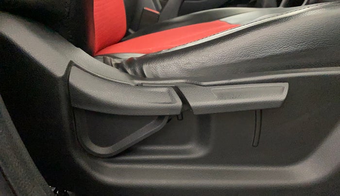 2019 KIA SELTOS HTK 1.5 PETROL, Petrol, Manual, 59,616 km, Driver Side Adjustment Panel