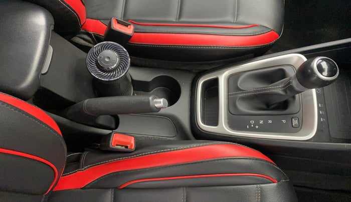 2020 Hyundai VENUE SX PLUS 1.0 TURBO DCT, Petrol, Automatic, 54,804 km, Gear Lever