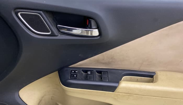 2018 Honda City 1.5L I-VTE V CVT, Petrol, Automatic, 1,31,590 km, Driver Side Door Panels Control