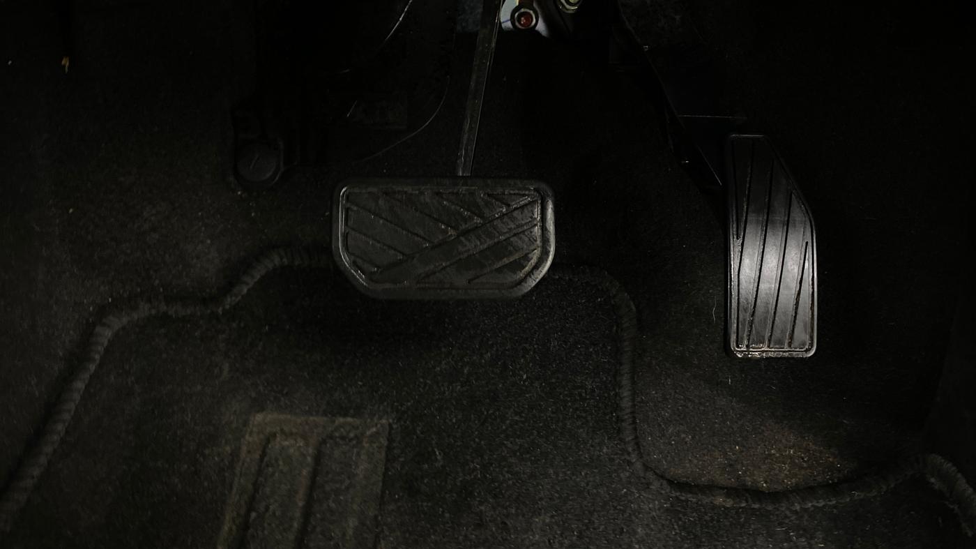 2021 Maruti S PRESSO VXI PLUS AMT, Petrol, Automatic, 56,440 km, Pedals