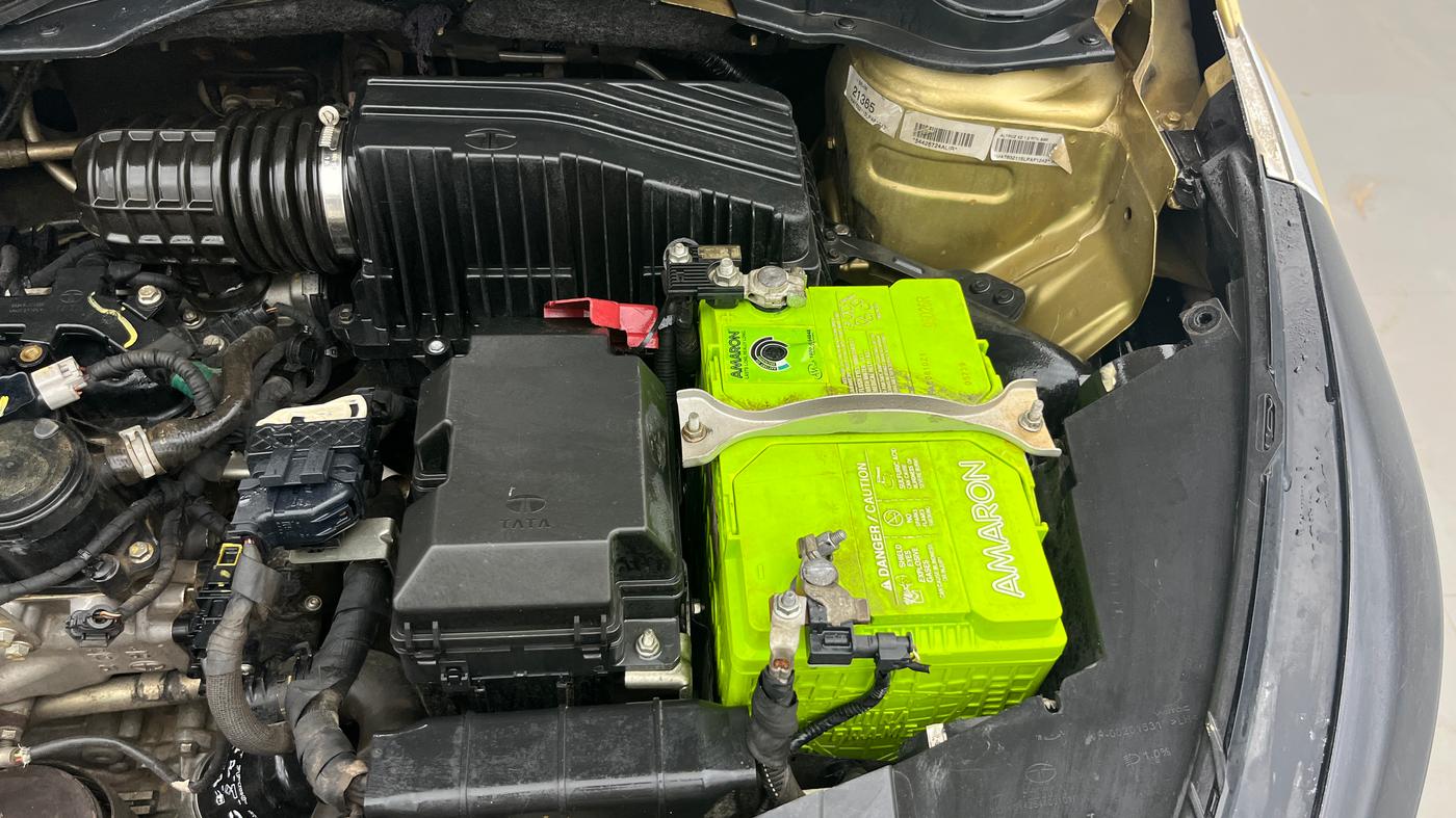2020 Tata ALTROZ XZ PETROL, Petrol, Manual, 1,15,804 km, Engine View - Left
