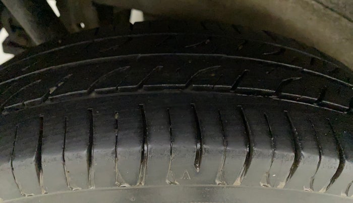 2014 Maruti Wagon R 1.0 LXI CNG, CNG, Manual, 74,569 km, Right Rear Tyre Tread