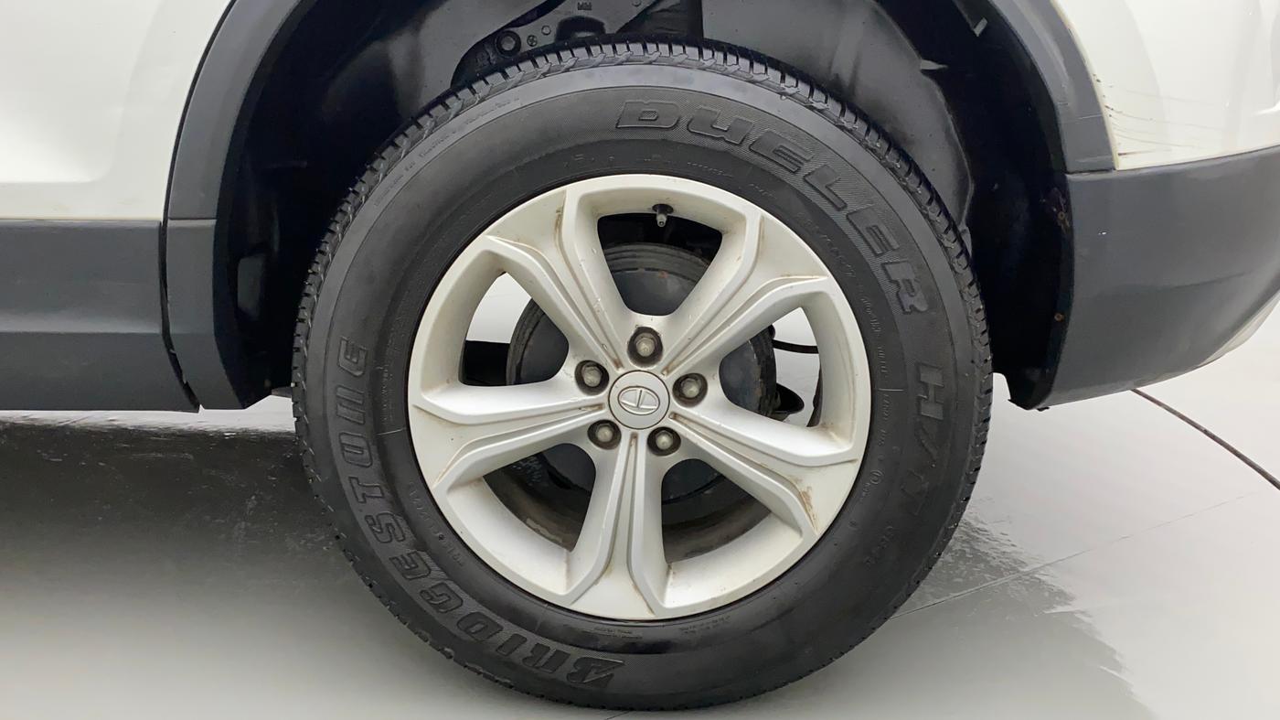 2019 Tata Harrier XZ 2.0L, Diesel, Manual, 1,20,764 km, Left Rear Wheel