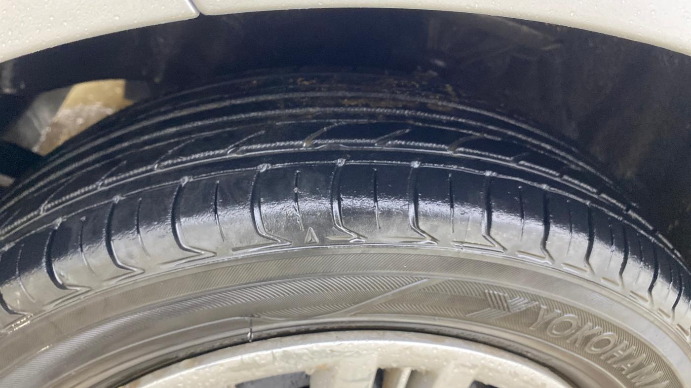 2014 Hyundai Santro Xing GLS PLUS AUDIO, Petrol, Manual, 82,584 km, Left Front Tyre Tread