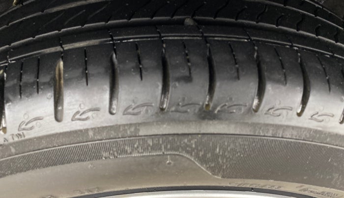 2024 Hyundai GRAND I10 NIOS SPORTZ AMT 1.2 KAPPA VTVT, Petrol, Automatic, 5,699 km, Left Rear Tyre Tread