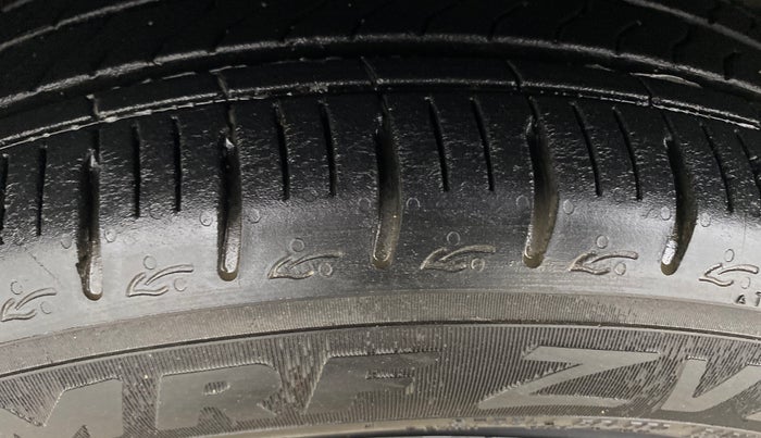 2024 Hyundai GRAND I10 NIOS SPORTZ AMT 1.2 KAPPA VTVT, Petrol, Automatic, 5,699 km, Left Front Tyre Tread