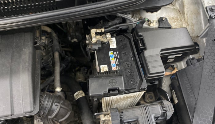 2024 Hyundai GRAND I10 NIOS SPORTZ AMT 1.2 KAPPA VTVT, Petrol, Automatic, 5,699 km, Engine View - Left