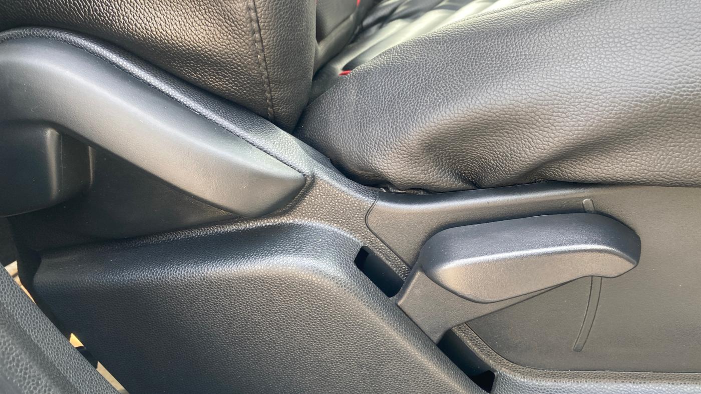 2019 Ford Ecosport TITANIUM 1.5L PETROL, Petrol, Manual, 21,308 km, Driver Side Adjustment Panel