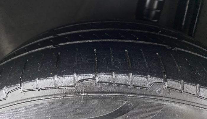 2015 Nissan Micra XV CVT, CNG, Automatic, 96,265 km, Left Rear Tyre Tread