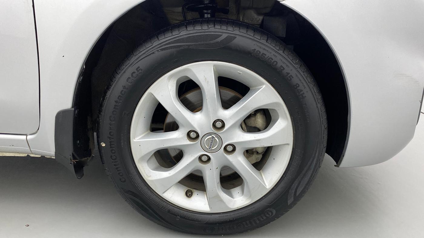 2015 Nissan Micra XV CVT, CNG, Automatic, 96,265 km, Right Front Wheel