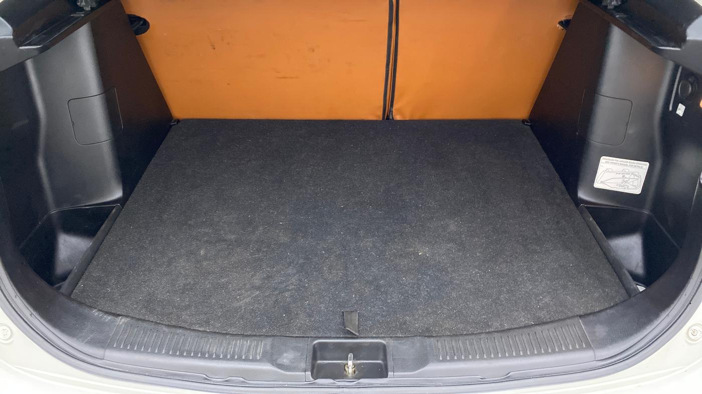 2018 Maruti S Cross ZETA 1.3 SHVS, Diesel, Manual, 69,903 km, Boot Inside