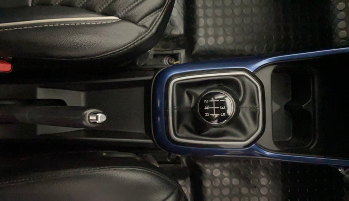 2023 Maruti IGNIS ALPHA 1.2, Petrol, Manual, 34,979 km, Gear Lever