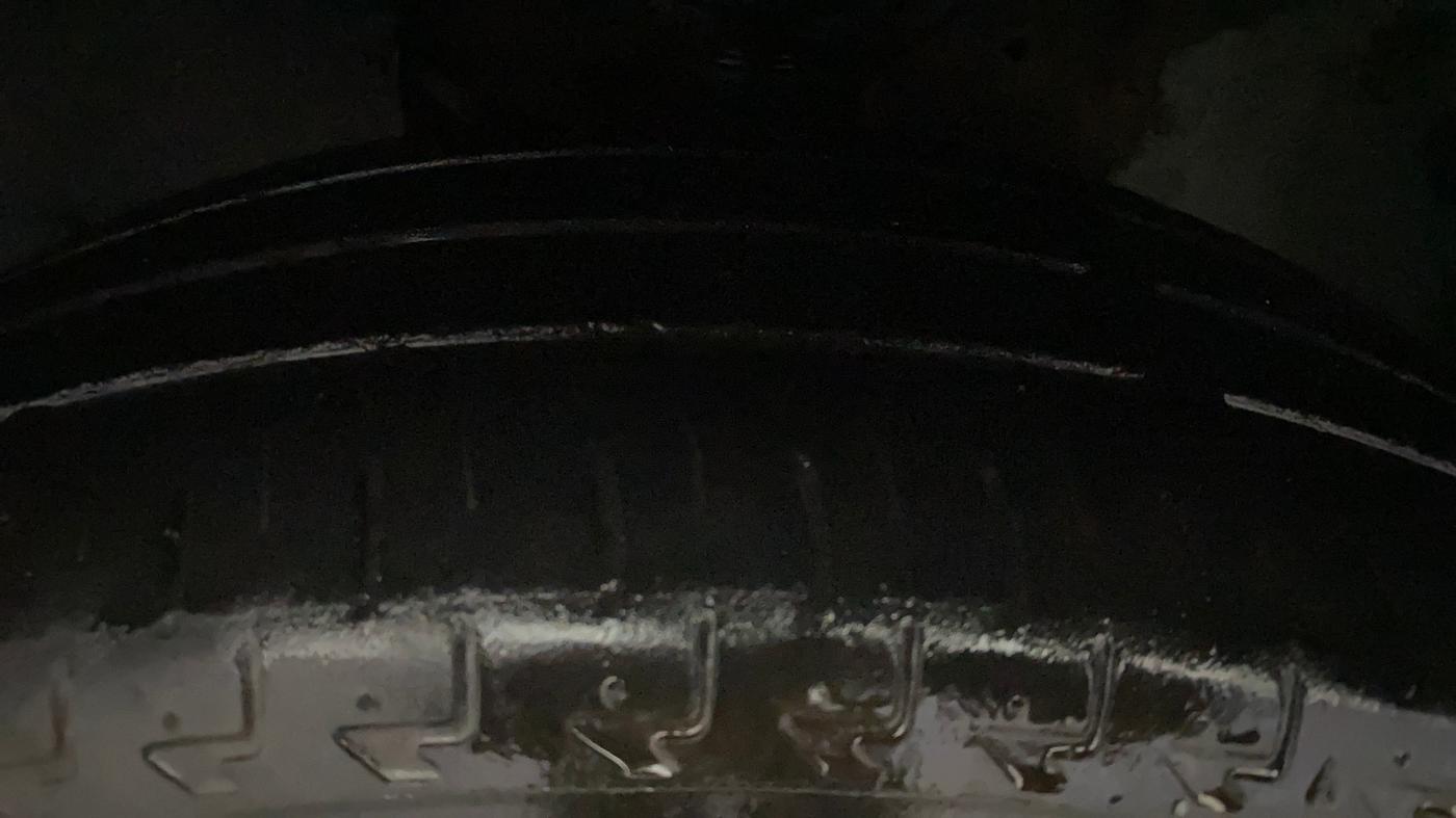 2023 Maruti IGNIS ALPHA 1.2, Petrol, Manual, 34,979 km, Left Front Tyre Tread
