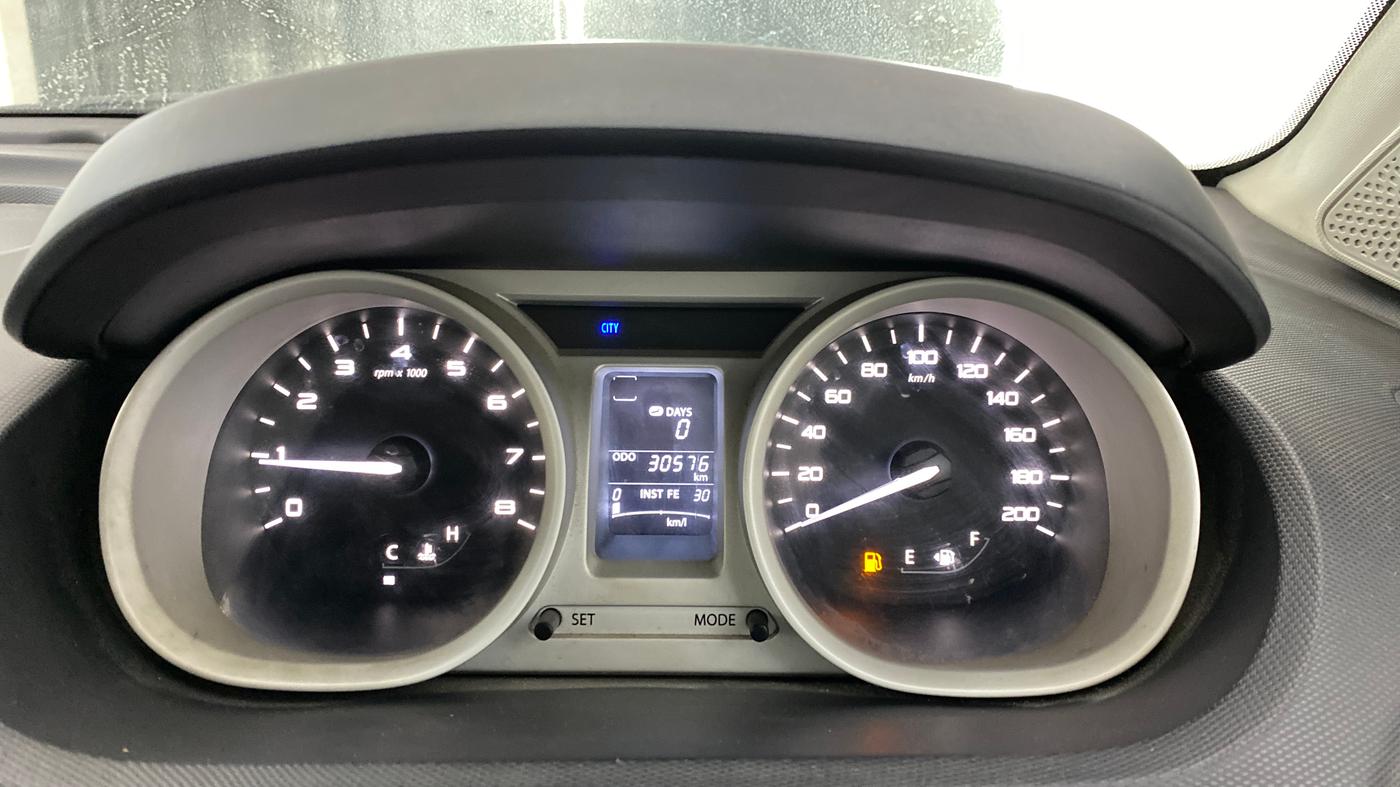 2017 Tata Tiago XZ PETROL, Petrol, Manual, 30,574 km, Odometer Image