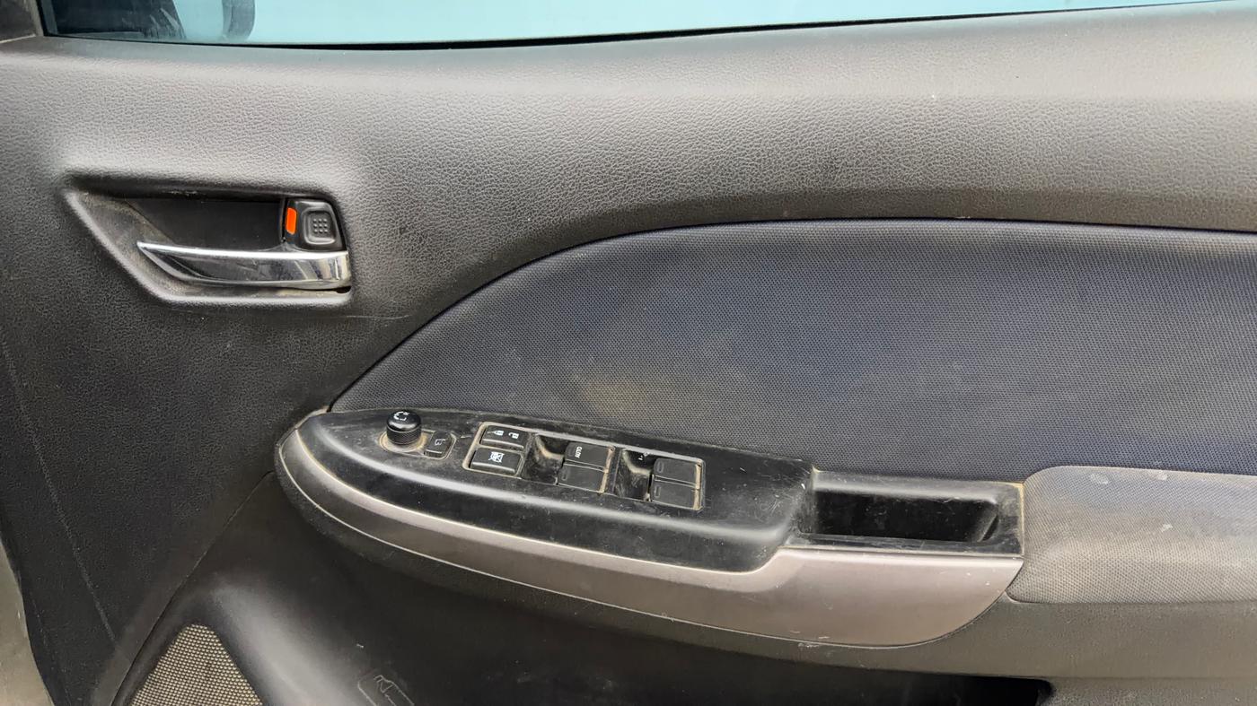 2021 Maruti Baleno ZETA PETROL 1.2, Petrol, Manual, 68,384 km, Driver Side Door Panels Control