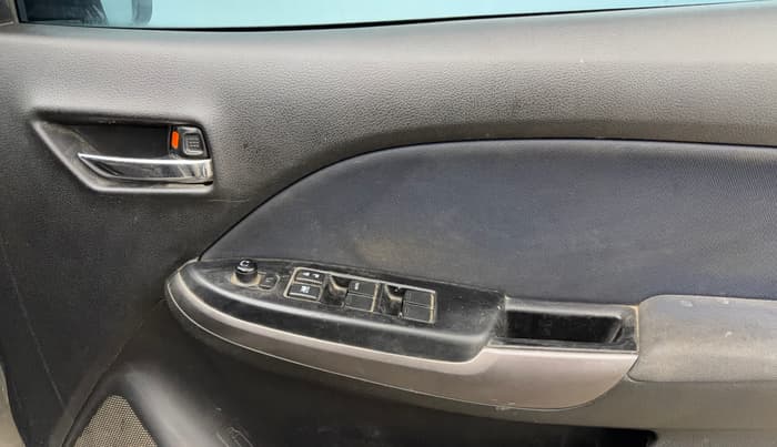 2021 Maruti Baleno ZETA PETROL 1.2, Petrol, Manual, 68,462 km, Driver Side Door Panels Control
