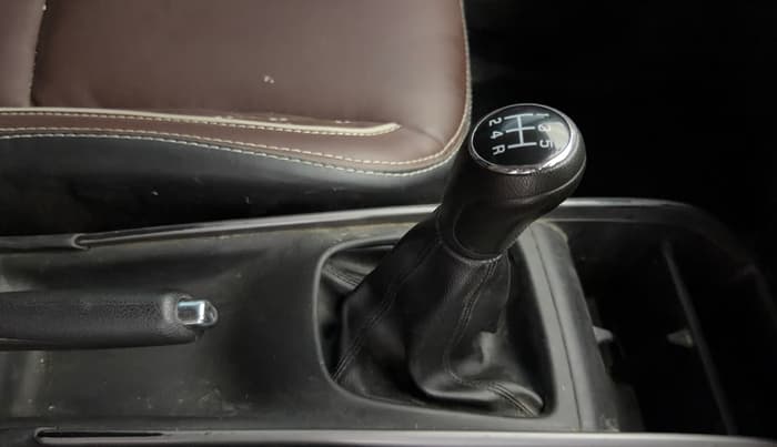 2021 Maruti Baleno ZETA PETROL 1.2, Petrol, Manual, 68,462 km, Gear Lever