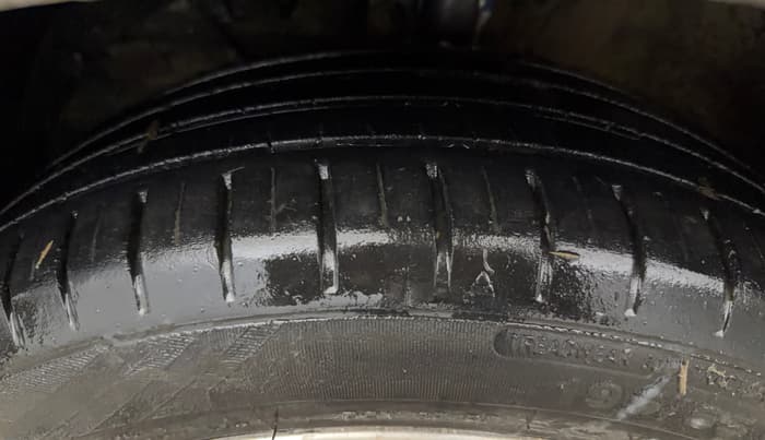 2021 Maruti Baleno ZETA PETROL 1.2, Petrol, Manual, 68,462 km, Left Front Tyre Tread