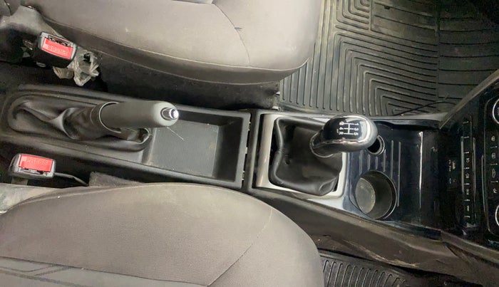 2014 Tata Bolt XT REVOTRON, Petrol, Manual, 26,122 km, Gear Lever