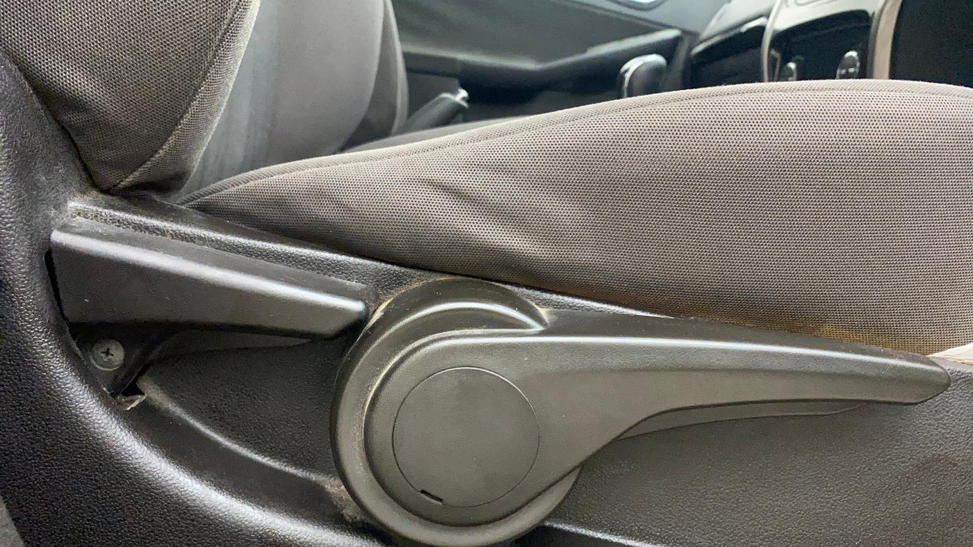 2014 Tata Bolt XT REVOTRON, Petrol, Manual, 26,122 km, Driver Side Adjustment Panel