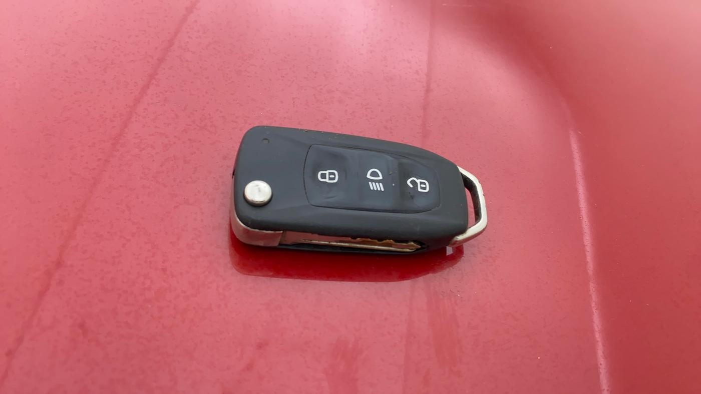 2014 Tata Bolt XT REVOTRON, Petrol, Manual, 26,122 km, Key Close Up