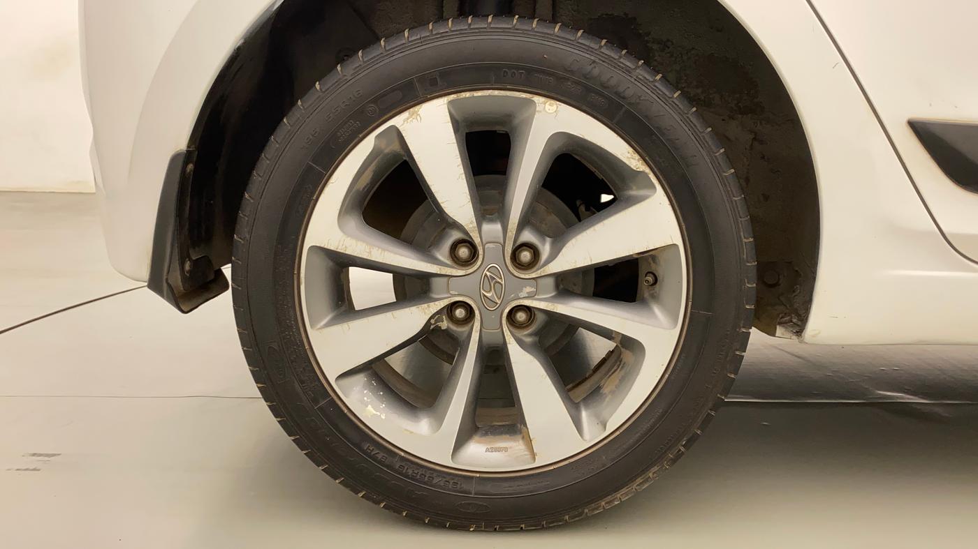 2016 Hyundai Elite i20 ASTA 1.2, Petrol, Manual, 85,707 km, Right Rear Wheel