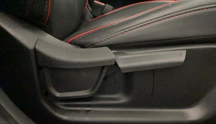 2024 Hyundai NEW I20 N LINE N8 1.0 TURBO DCT, Petrol, Automatic, 27,493 km, Driver Side Adjustment Panel