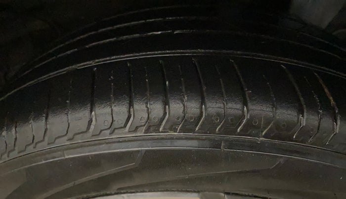 2024 Hyundai NEW I20 N LINE N8 1.0 TURBO DCT, Petrol, Automatic, 27,493 km, Left Rear Tyre Tread