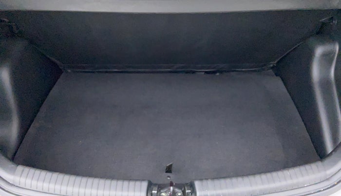 2016 Hyundai Grand i10 SPORTS 1.2 VTVT, Petrol, Manual, 15,715 km, Boot Inside View