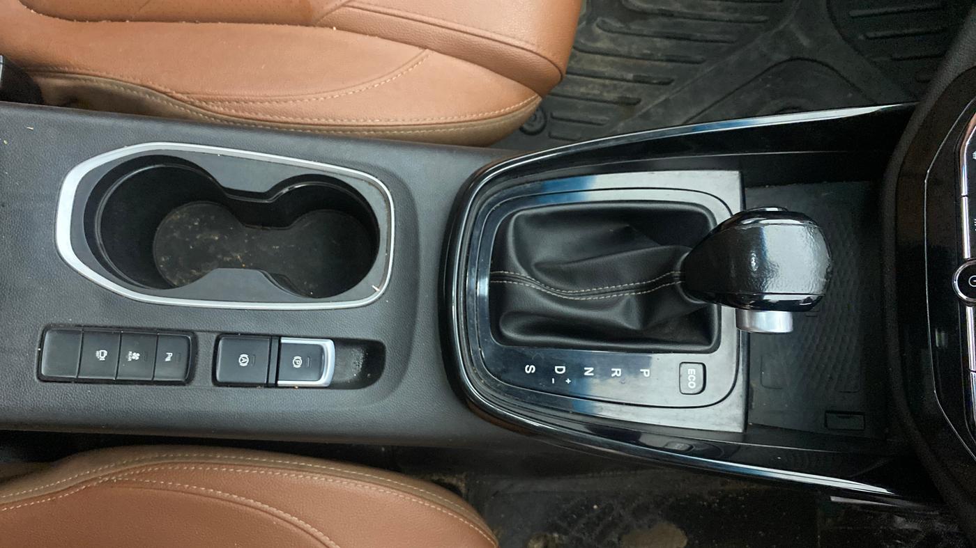 2021 MG HECTOR PLUS SHARP 1.5 PETROL TURBO DCT 6-STR, Petrol, Automatic, 53,359 km, Gear Lever