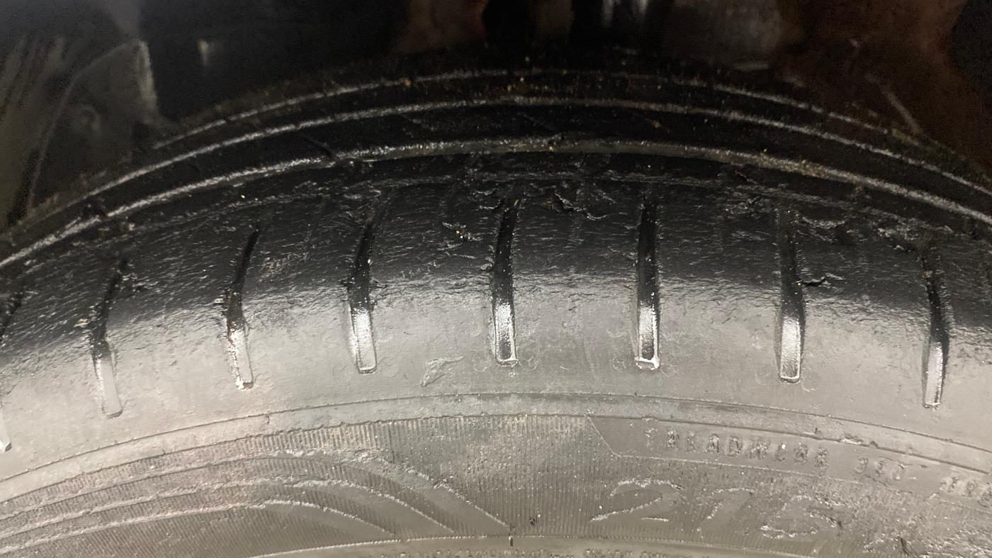 2021 MG HECTOR PLUS SHARP 1.5 PETROL TURBO DCT 6-STR, Petrol, Automatic, 53,359 km, Left Front Tyre Tread