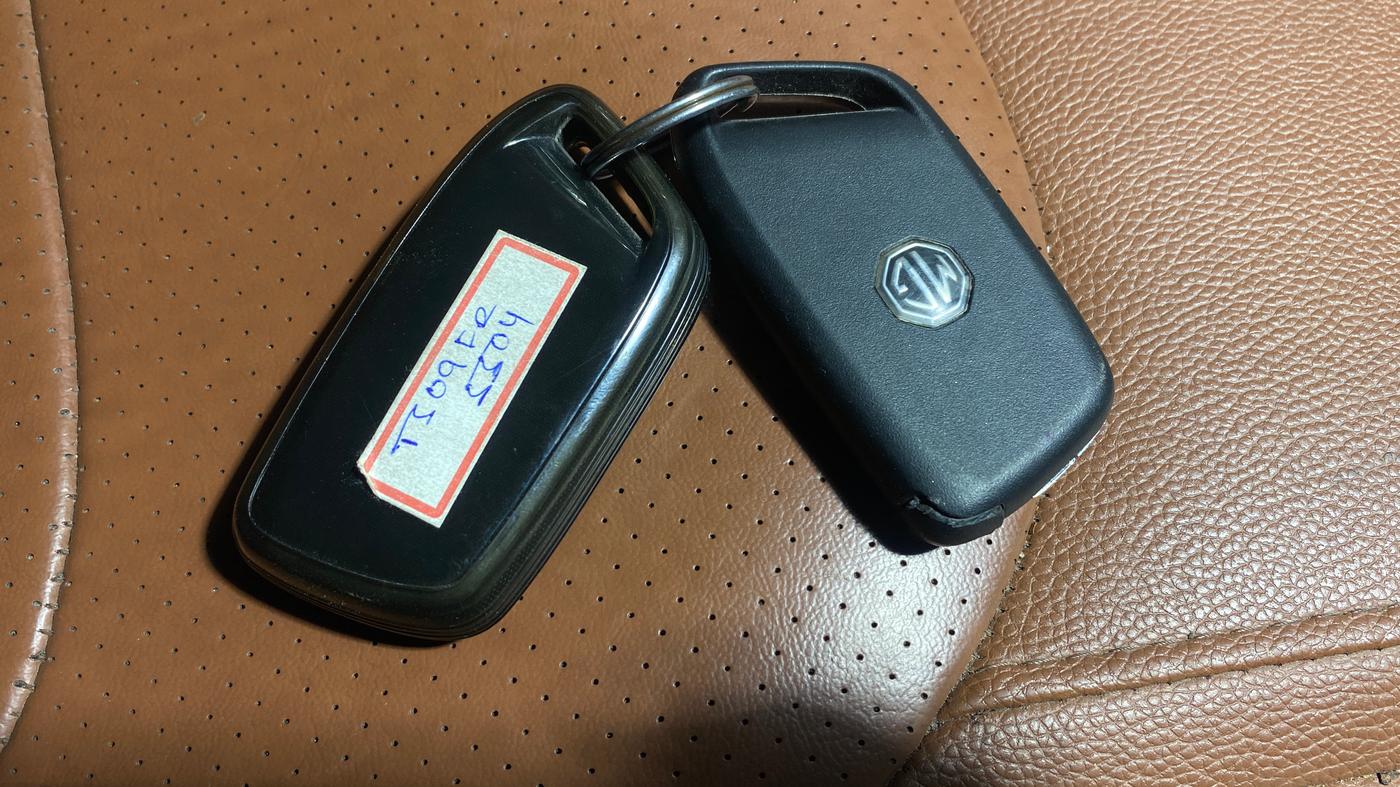2021 MG HECTOR PLUS SHARP 1.5 PETROL TURBO DCT 6-STR, Petrol, Automatic, 53,359 km, Key Close Up
