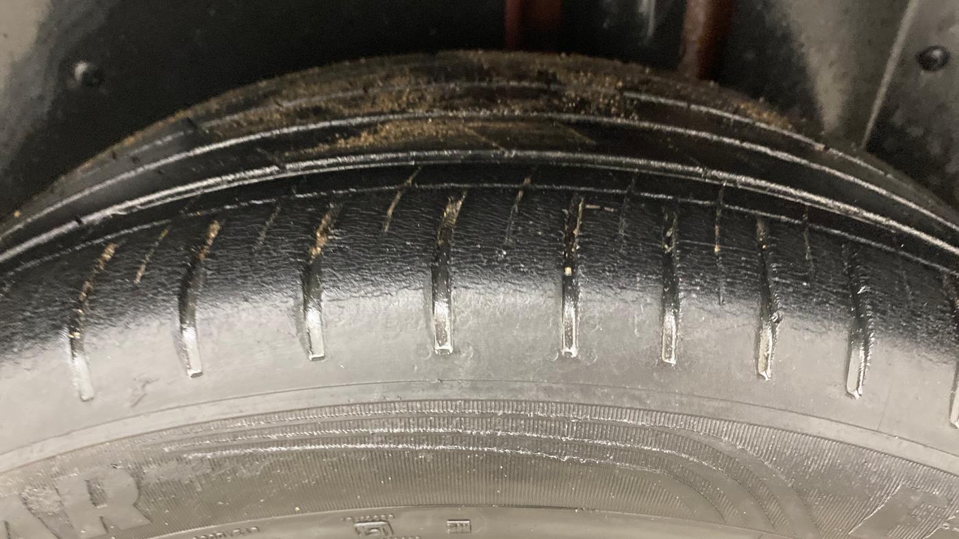 2021 MG HECTOR PLUS SHARP 1.5 PETROL TURBO DCT 6-STR, Petrol, Automatic, 53,359 km, Left Rear Tyre Tread
