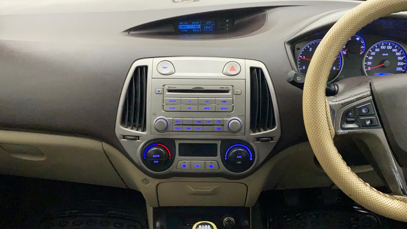 2011 Hyundai i20 SPORTZ 1.4 CRDI, Diesel, Manual, 98,574 km, Air Conditioner