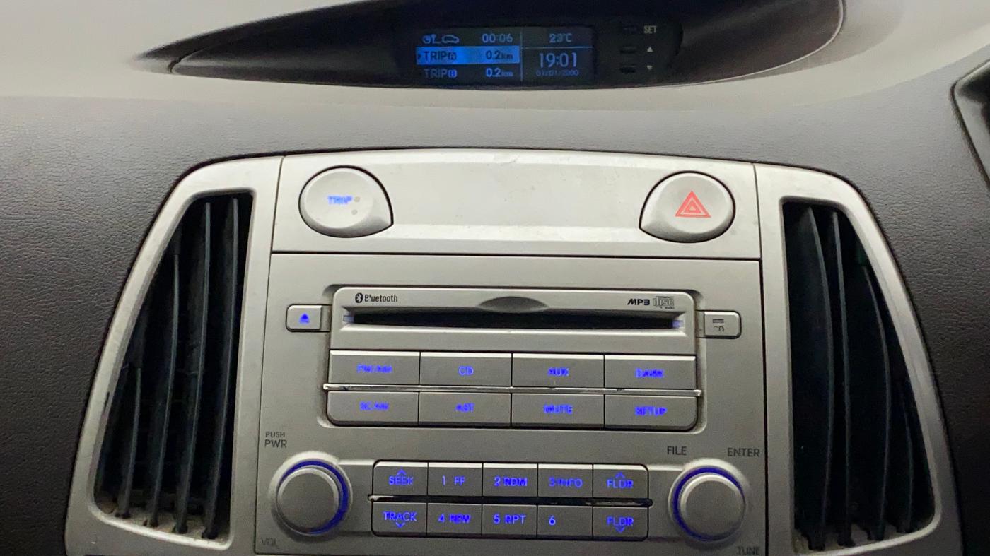 2011 Hyundai i20 SPORTZ 1.4 CRDI, Diesel, Manual, 98,574 km, Infotainment System