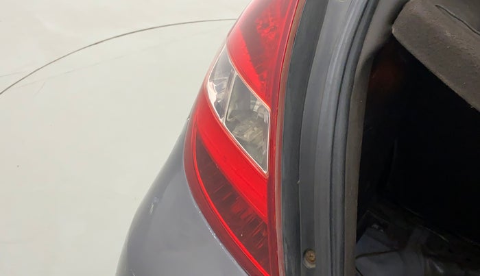 2011 Hyundai i20 SPORTZ 1.4 CRDI, Diesel, Manual, 98,574 km, Left tail light - Reverse gear light not functional