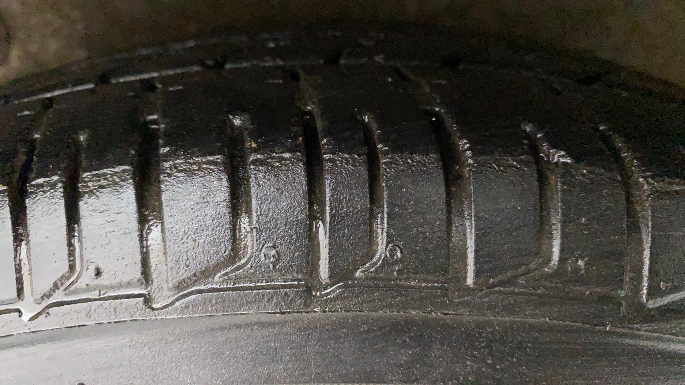 2011 Hyundai i10 SPORTZ 1.2 AT, Petrol, Automatic, 35,261 km, Right Rear Tyre Tread