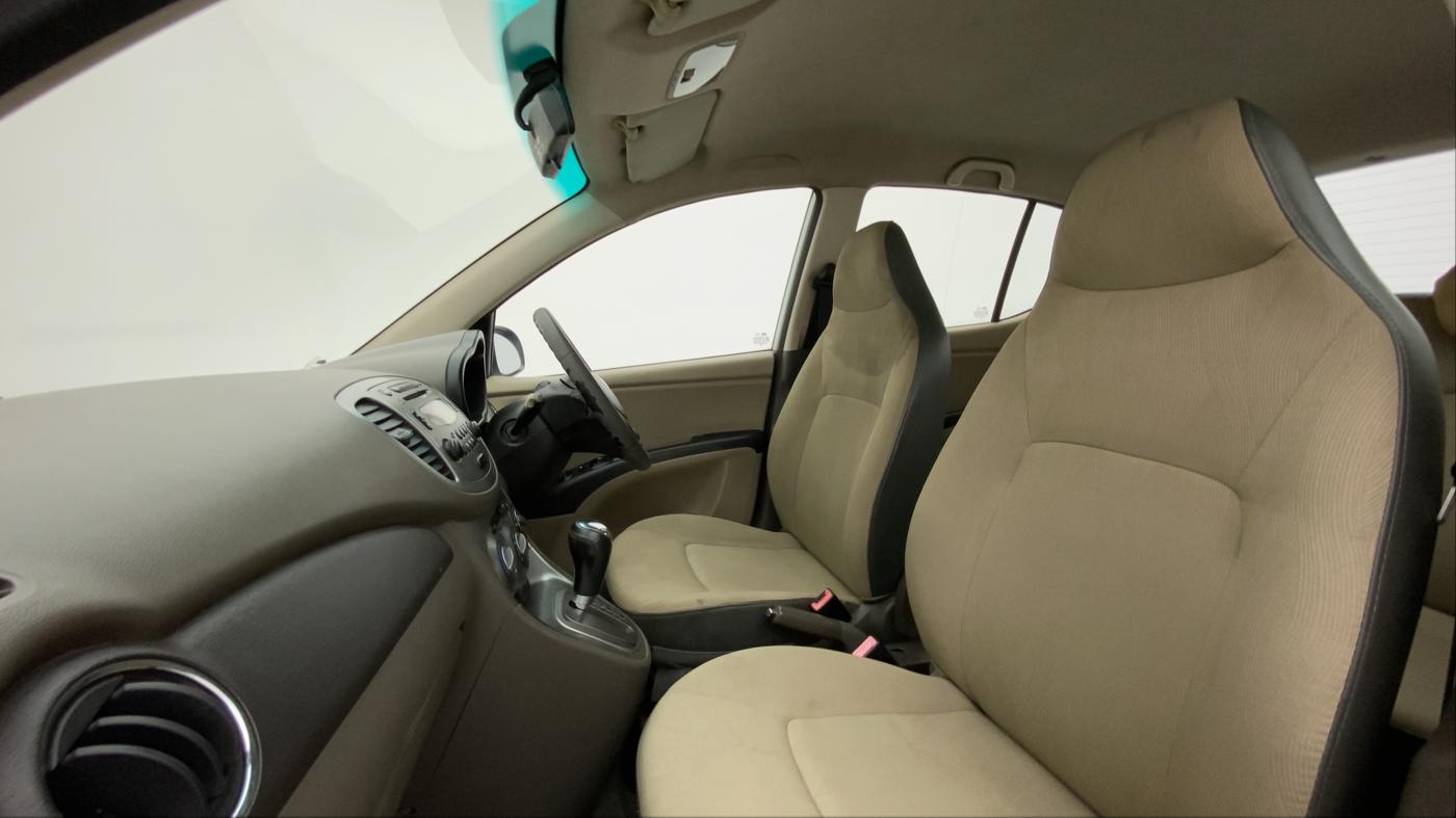 2011 Hyundai i10 SPORTZ 1.2 AT, Petrol, Automatic, 35,261 km, Right Side Front Door Cabin