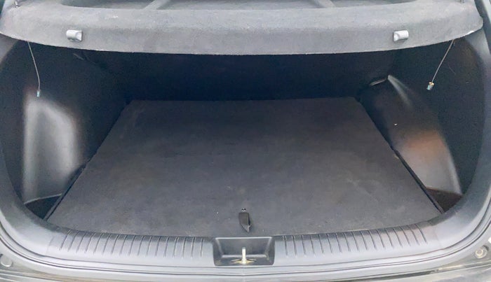 2018 Hyundai Creta 1.6 S AT CRDI, Diesel, Automatic, 41,358 km, Boot Inside