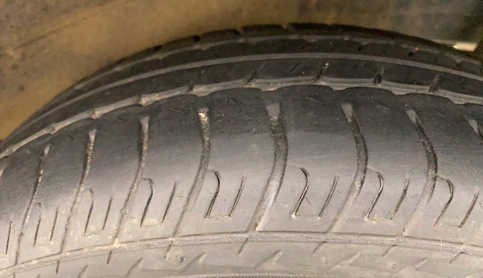 2017 Maruti Wagon R 1.0 VXI, Petrol, Manual, 14,524 km, Left Rear Tyre Tread