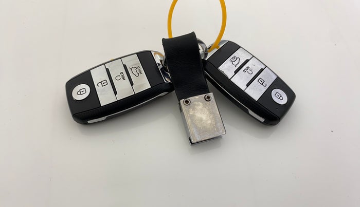 2021 KIA SELTOS HTX ANNIVERSARY EDITION 1.5 PETROL IVT, Petrol, Automatic, 86,969 km, Key Close Up