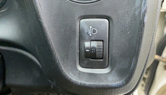 2014 Honda Amaze 1.2L I-VTEC EX, Petrol, Manual, 69,660 km, Dashboard - Headlight height adjustment not working